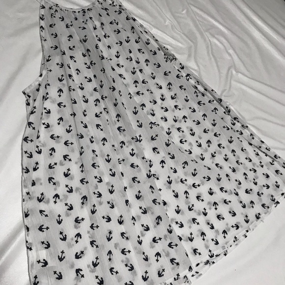 Top - Picture 3 of 4